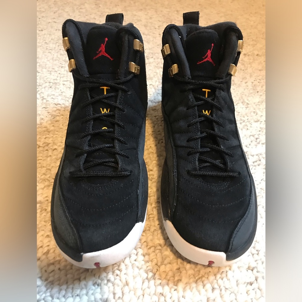 Nike Air Jordan XII 12 Retro Reverse Taxi 2019 sz 7Y black Jumpman Hightops 2019